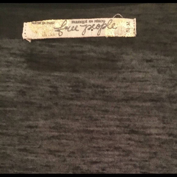 Free people lightweight, semi sheer long sleeves size Medium - Picture 7 of 7